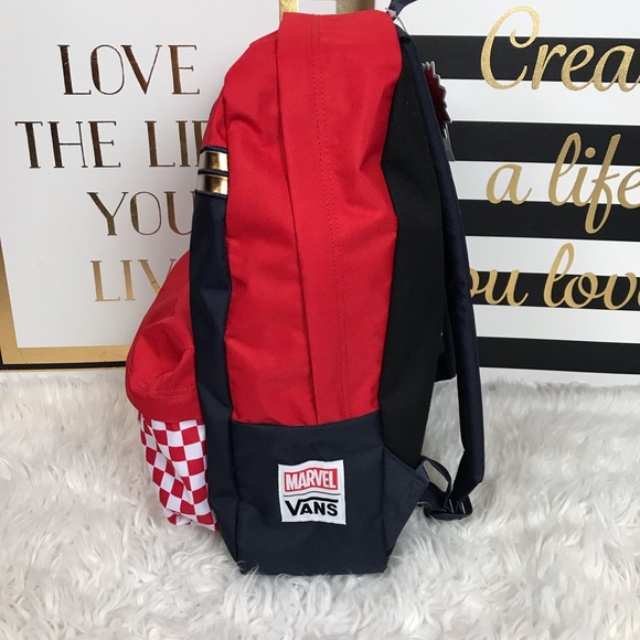New VANS / MARVEL theme backpack - Picture 2 of 4